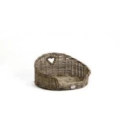 Designed By Lotte Kubu Hondenmand My Favourite